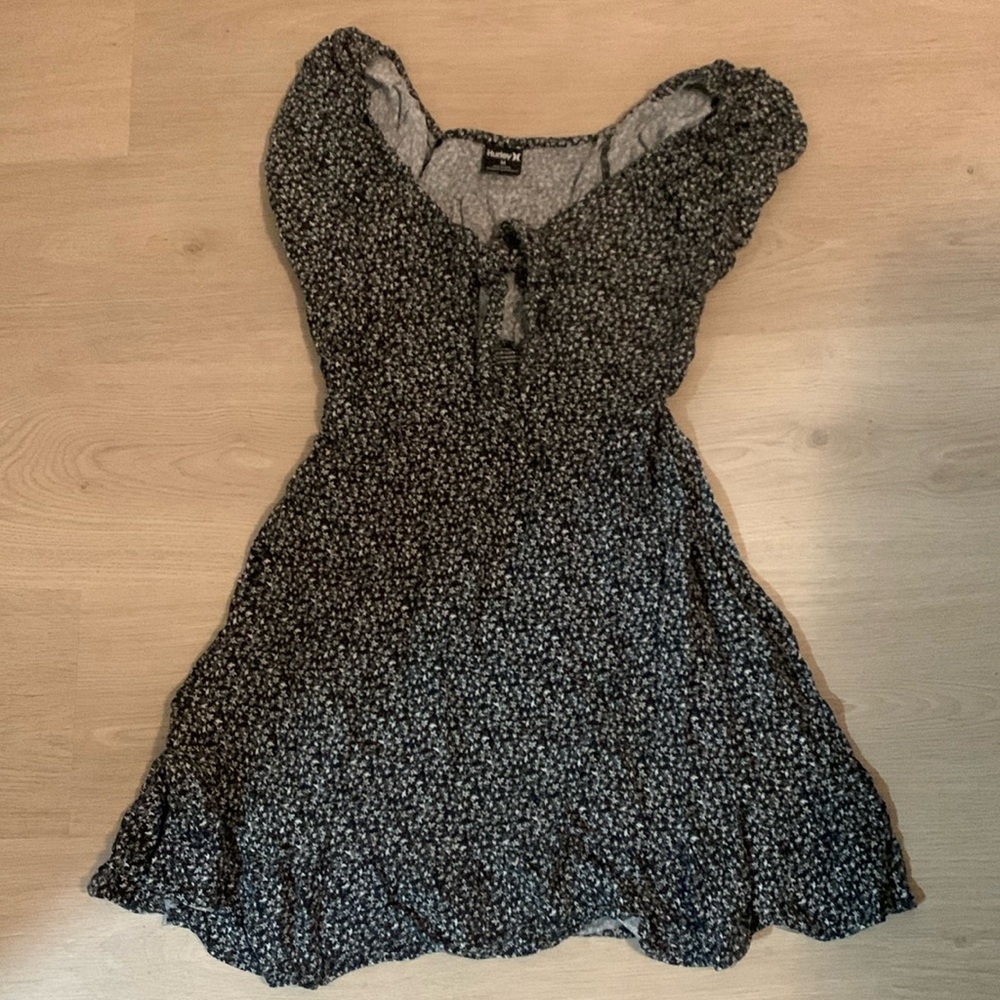 Hurley black Floral Tie Knot Front Dress